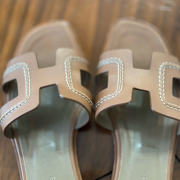 HERMES ORAN SANDAL! Size 37.5 - Picture 4 of 8